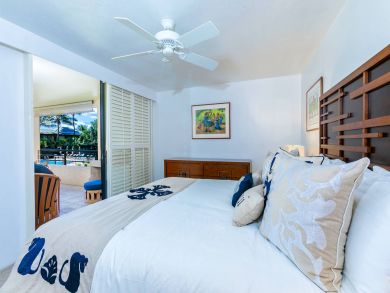 Stunning Maui Island Luxury Two Bedroom Condo Ocean Views